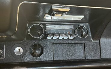 Oldsmobile-cutlass-1968-custom-5