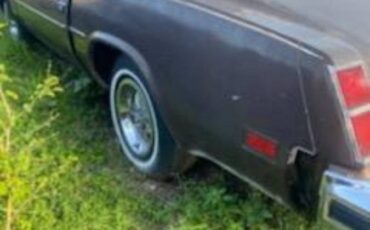 Oldsmobile-cutlass-1976
