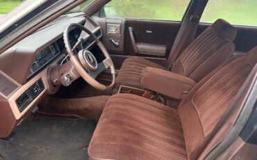 Oldsmobile-cutlass-1984-brown-1