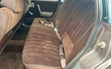 Oldsmobile-cutlass-1984-brown-13