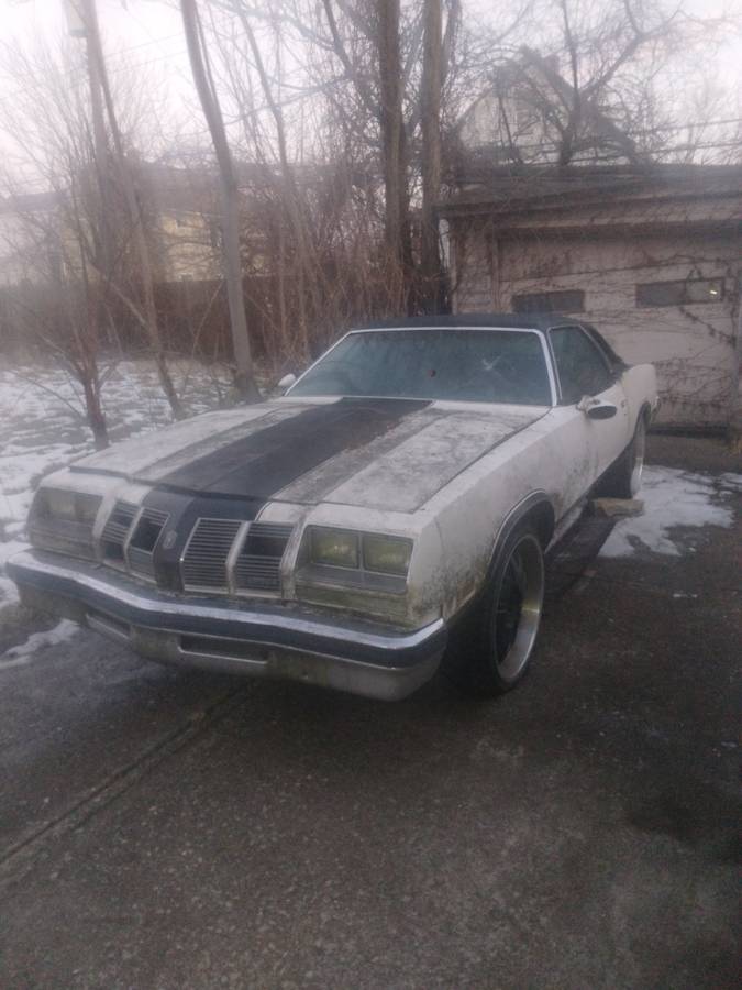 Oldsmobile-cutlass-442-1977-white