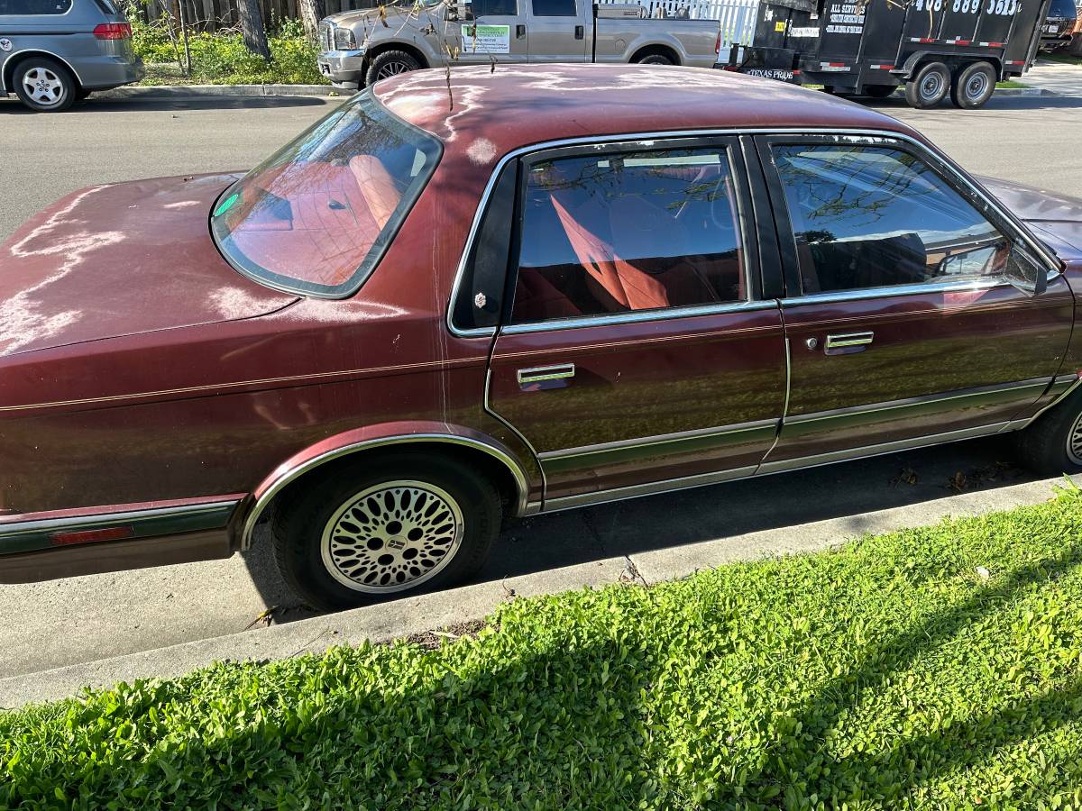 Oldsmobile-cutlass-ciera-1991-red-5