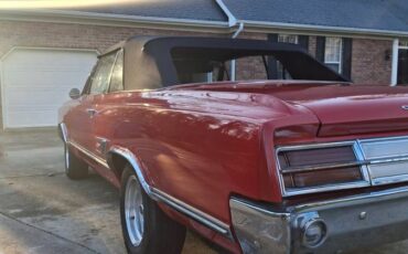Oldsmobile-cutlass-convertible-1965-red-2