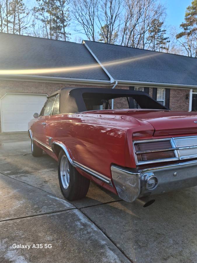 Oldsmobile-cutlass-convertible-1965-red-2