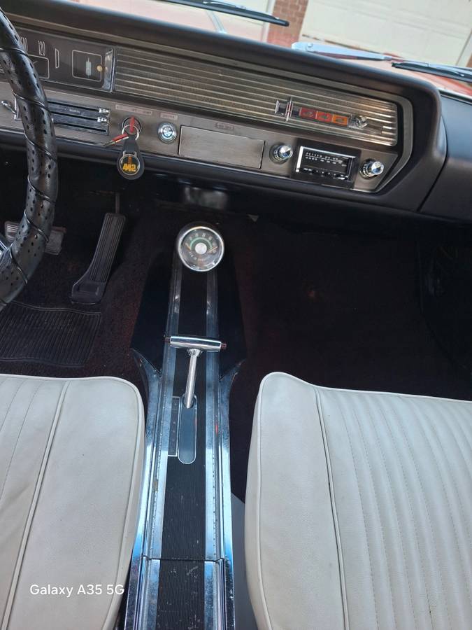 Oldsmobile-cutlass-convertible-1965-red-3