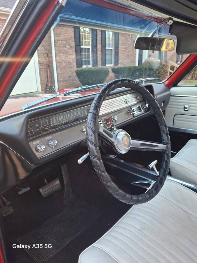 Oldsmobile-cutlass-convertible-1965-red-9