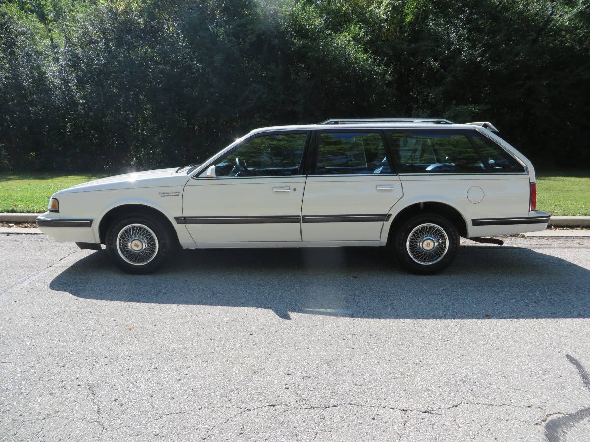 Oldsmobile-cutlass-cruiser-1989-white-1