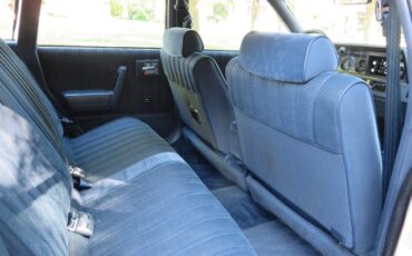 Oldsmobile-cutlass-cruiser-1989-white-13