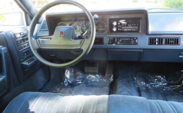 Oldsmobile-cutlass-cruiser-1989-white-22