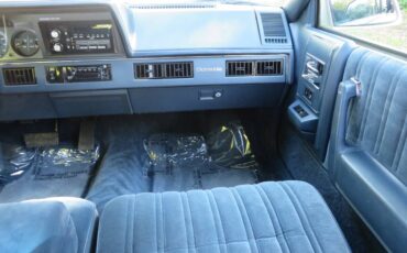 Oldsmobile-cutlass-cruiser-1989-white-6
