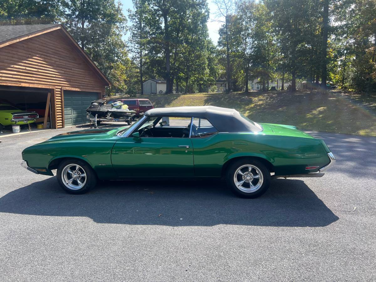 Oldsmobile-cutlass-diesel-1971-green-8