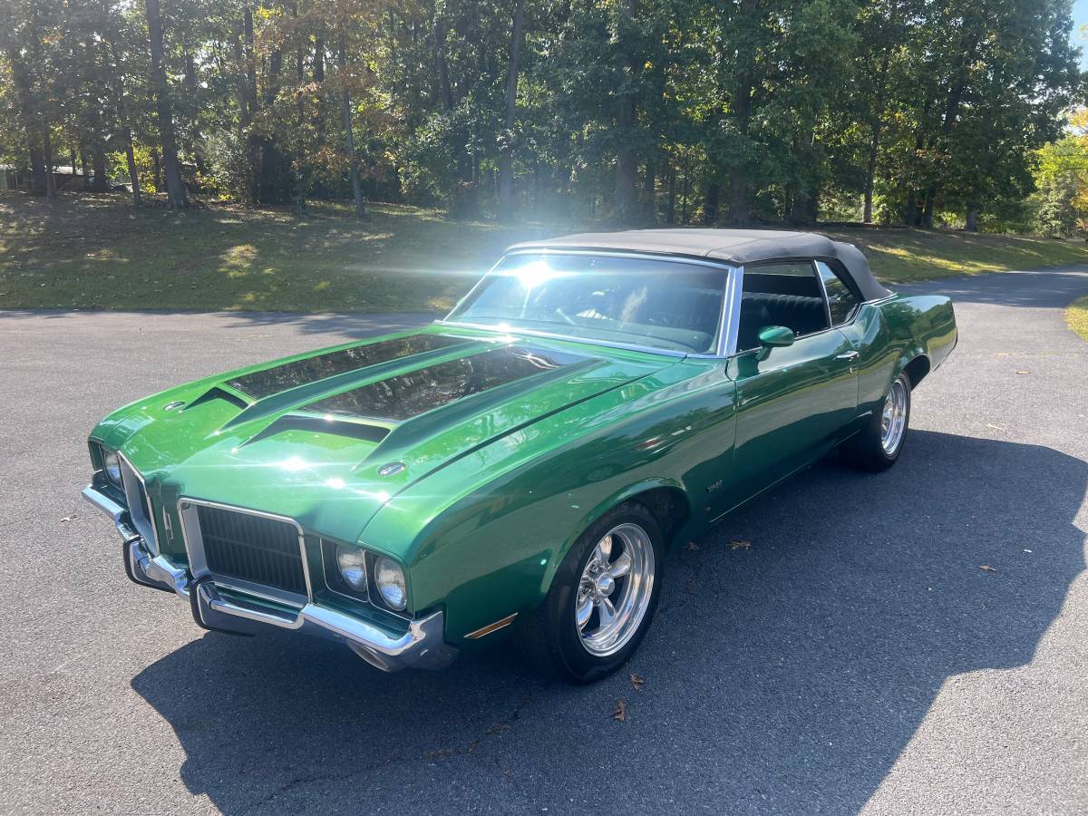 Oldsmobile-cutlass-diesel-1971-green