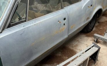 Oldsmobile-cutlass-supreme-1966-grey-3