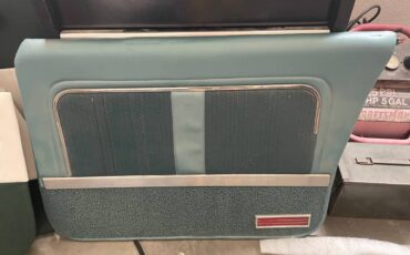 Oldsmobile-cutlass-supreme-1966-grey