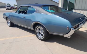 Oldsmobile-cutlass-supreme-1968-16