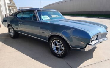 Oldsmobile-cutlass-supreme-1968-19