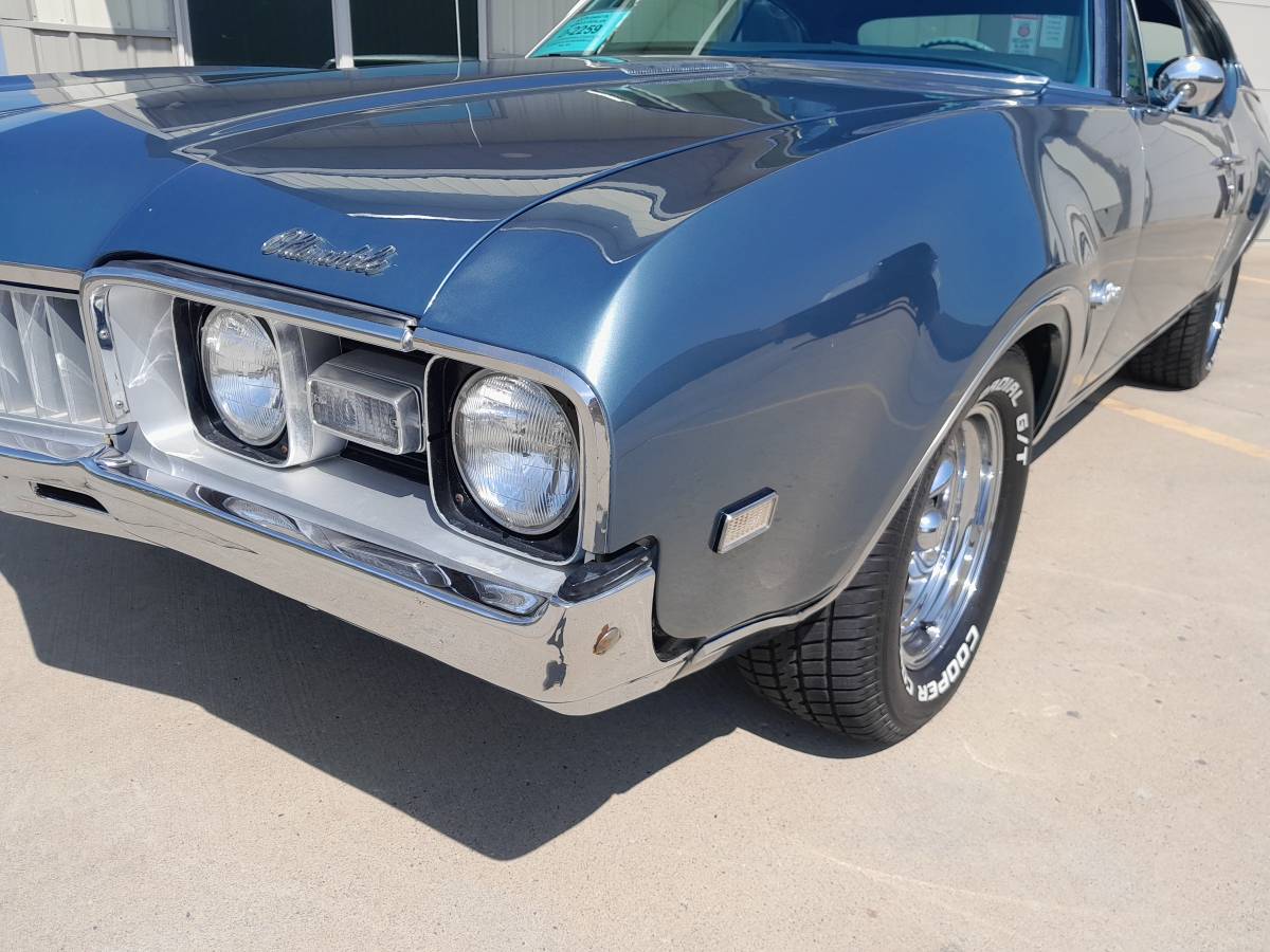 Oldsmobile-cutlass-supreme-1968-2