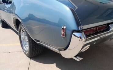 Oldsmobile-cutlass-supreme-1968-23