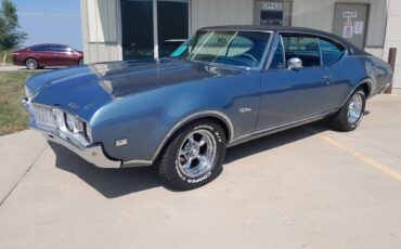Oldsmobile-cutlass-supreme-1968