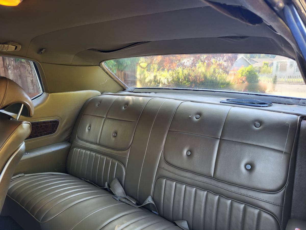 Oldsmobile-cutlass-supreme-1970-yellow-13