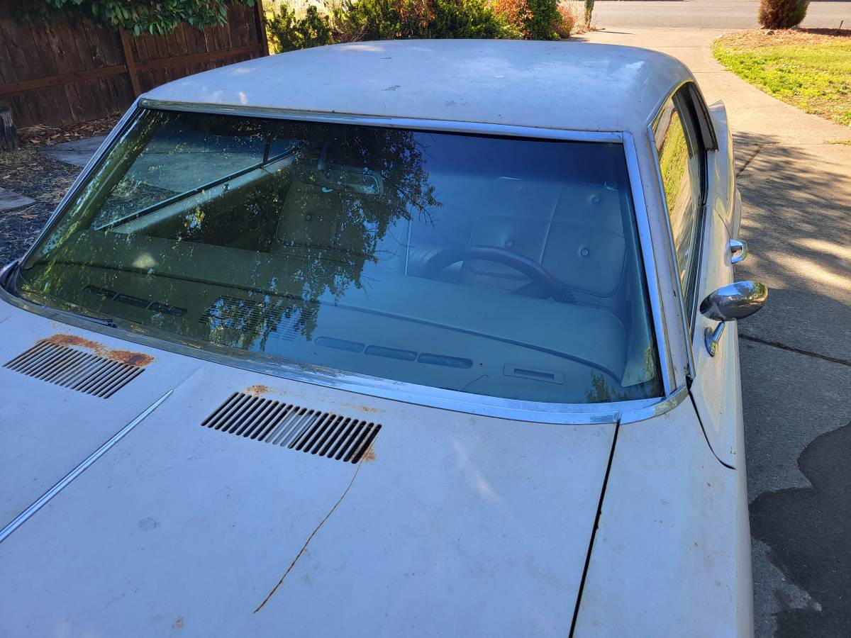 Oldsmobile-cutlass-supreme-1970-yellow-17