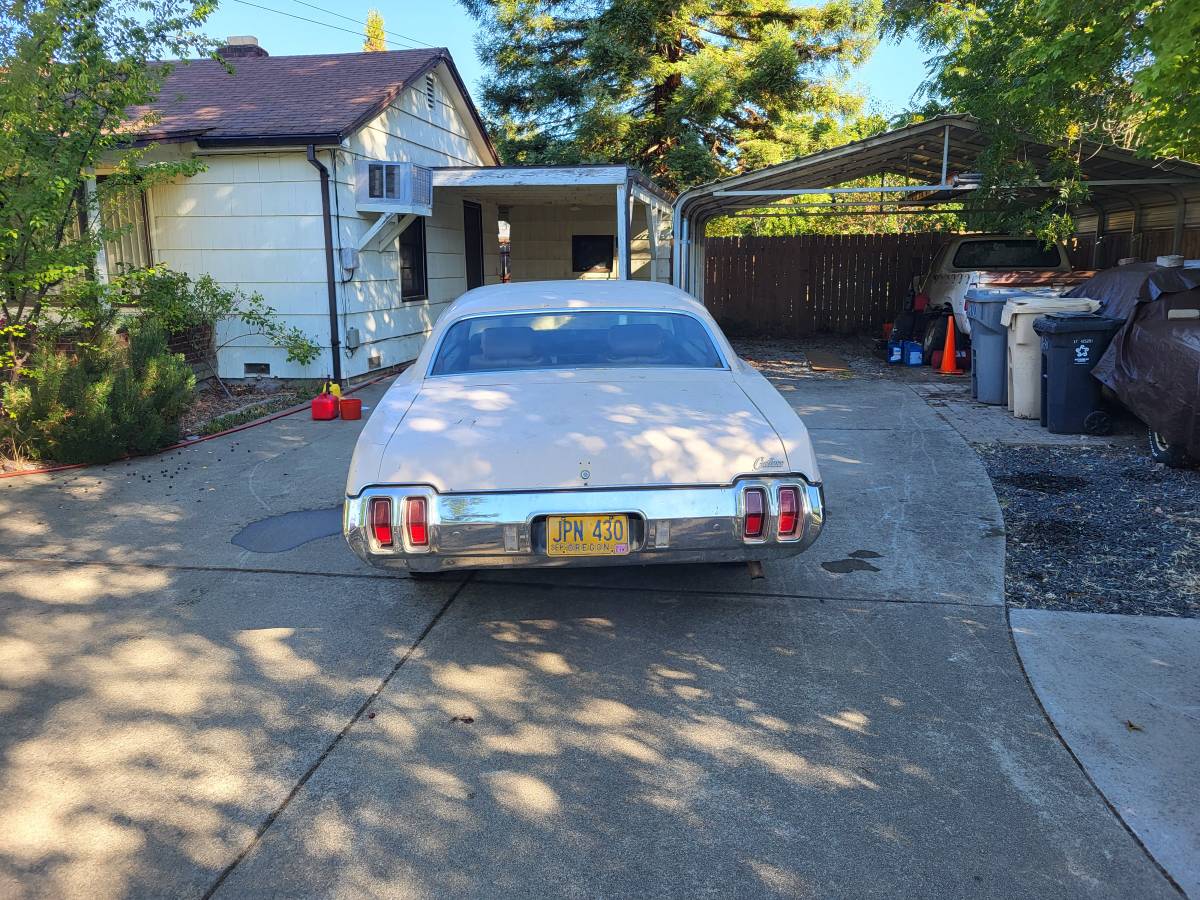 Oldsmobile-cutlass-supreme-1970-yellow-4
