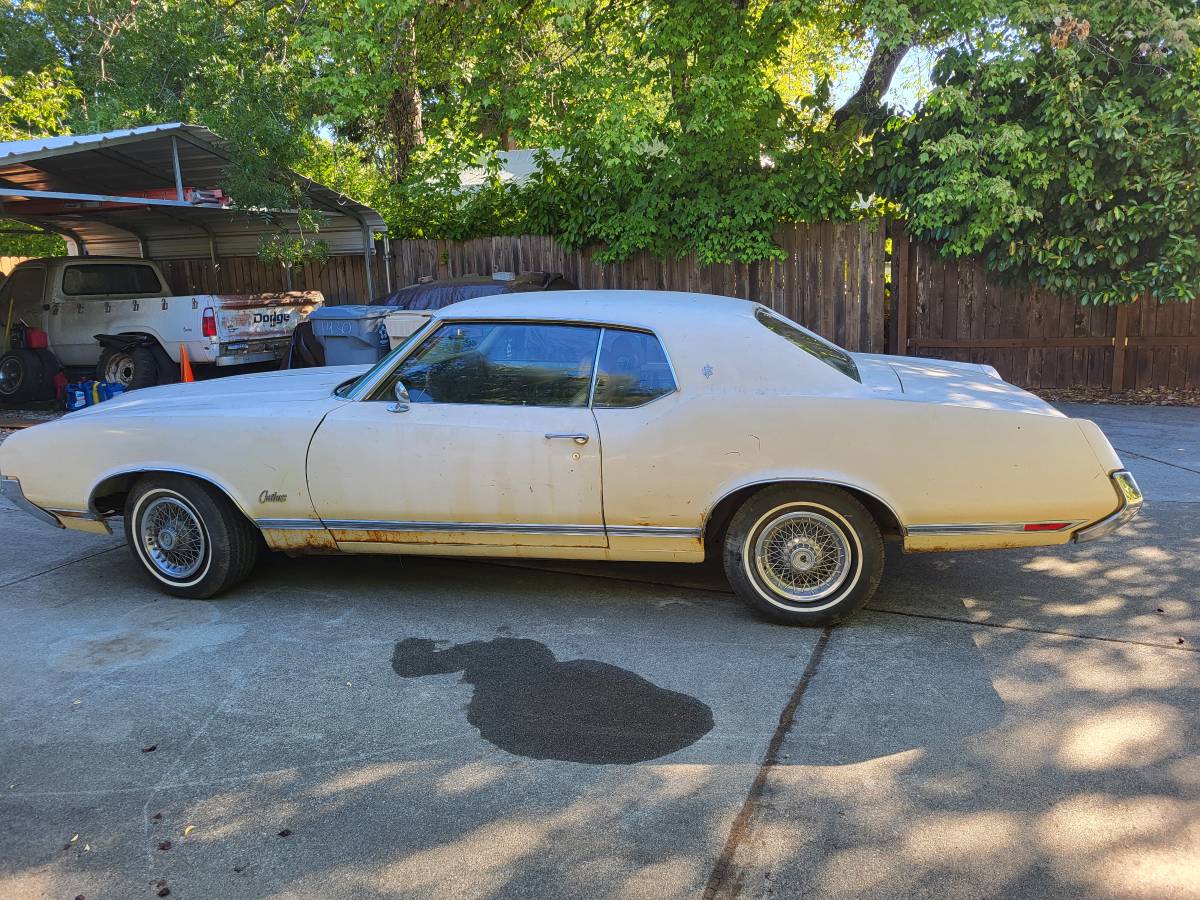 Oldsmobile-cutlass-supreme-1970-yellow-7