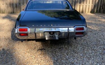 Oldsmobile-cutlass-supreme-1971-2