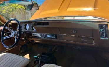 Oldsmobile-cutlass-supreme-1972-orange-6