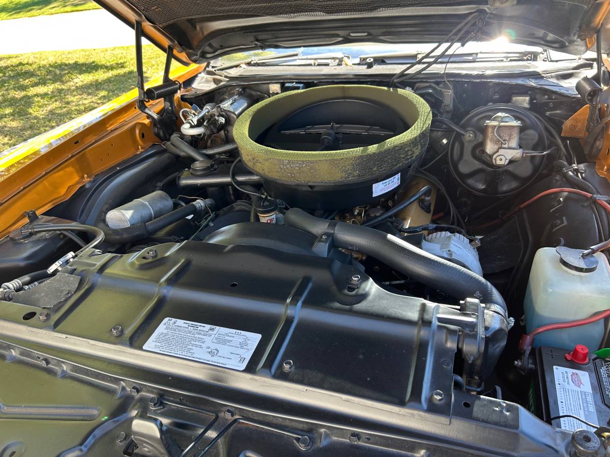 Oldsmobile-cutlass-supreme-1972-orange-7