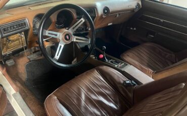 Oldsmobile-cutlass-supreme-1973-white-13