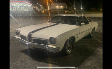 Oldsmobile-cutlass-supreme-1973-white-6