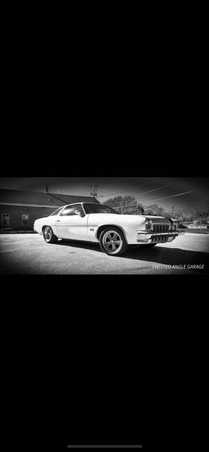 Oldsmobile-cutlass-supreme-1973-white