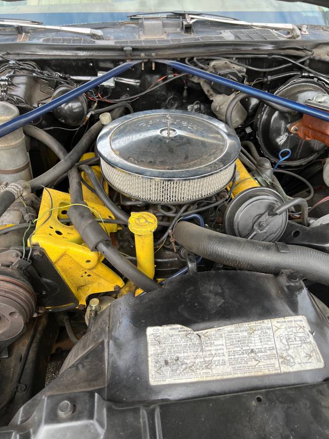 Oldsmobile-cutlass-supreme-1977-yellow-4