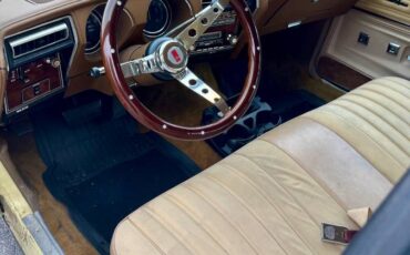 Oldsmobile-cutlass-supreme-1977-yellow-5