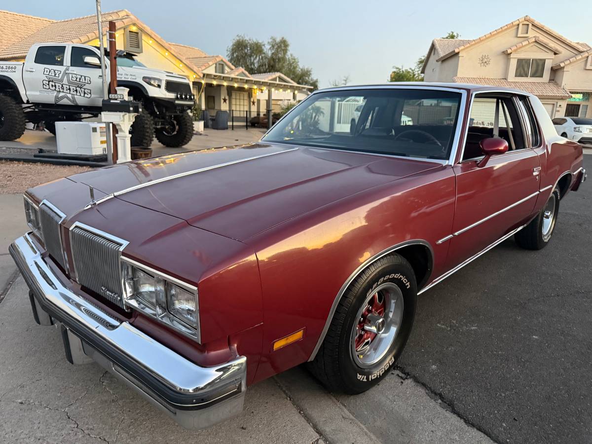 Oldsmobile-cutlass-supreme-1980