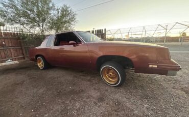 Oldsmobile-cutlass-supreme-1983-14