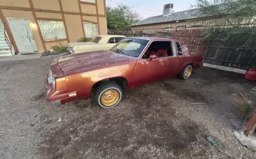 Oldsmobile-cutlass-supreme-1983-15