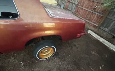 Oldsmobile-cutlass-supreme-1983-17