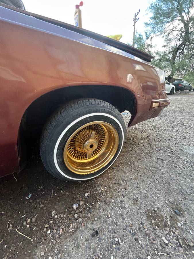 Oldsmobile-cutlass-supreme-1983-20