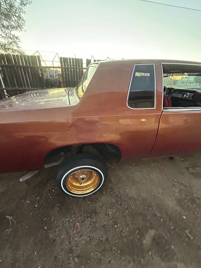 Oldsmobile-cutlass-supreme-1983-7