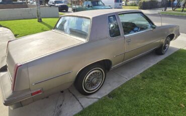 Oldsmobile-cutlass-supreme-1983-brown-3