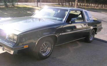 Oldsmobile-cutlass-supreme-1986-blue-11