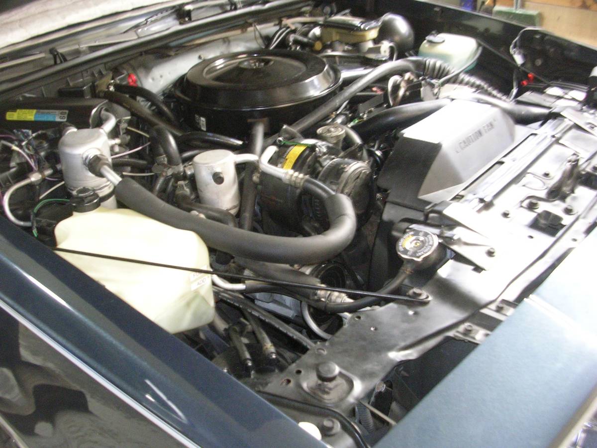 Oldsmobile-cutlass-supreme-1986-blue-2