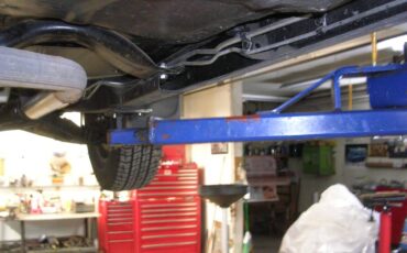 Oldsmobile-cutlass-supreme-1986-blue-26