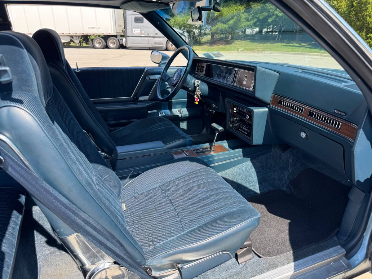 Oldsmobile-cutlass-supreme-1988-5