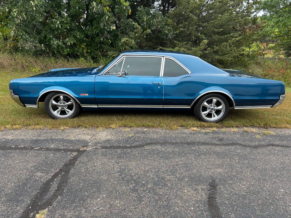 Oldsmobile-cutlass-supreme-442-tribute-1967-blue-8