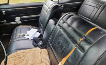 Oldsmobile-delta-88-1968-red-1