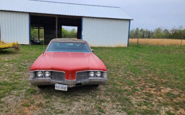 Oldsmobile-delta-88-1968-red-7