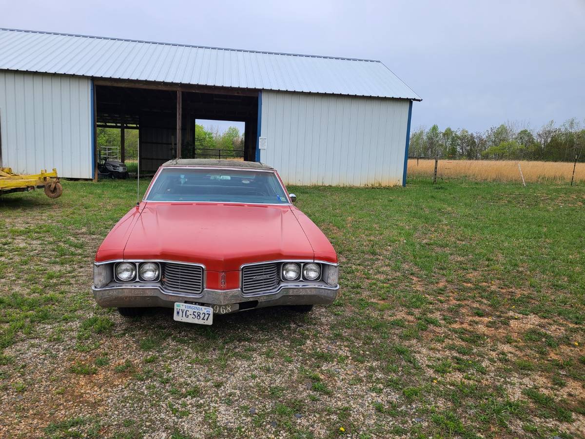 Oldsmobile-delta-88-1968-red-7